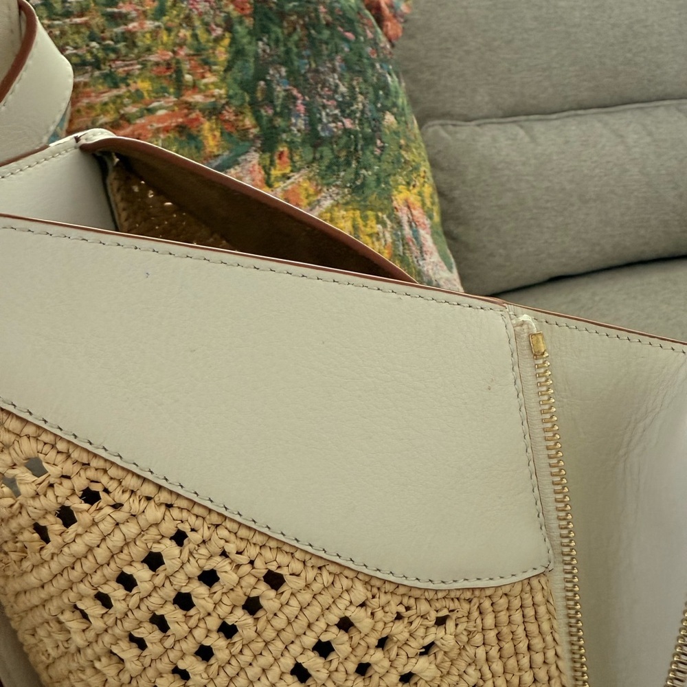 Loewe Hammock Bag, Raffia and White Leather - Picture 16 of 17